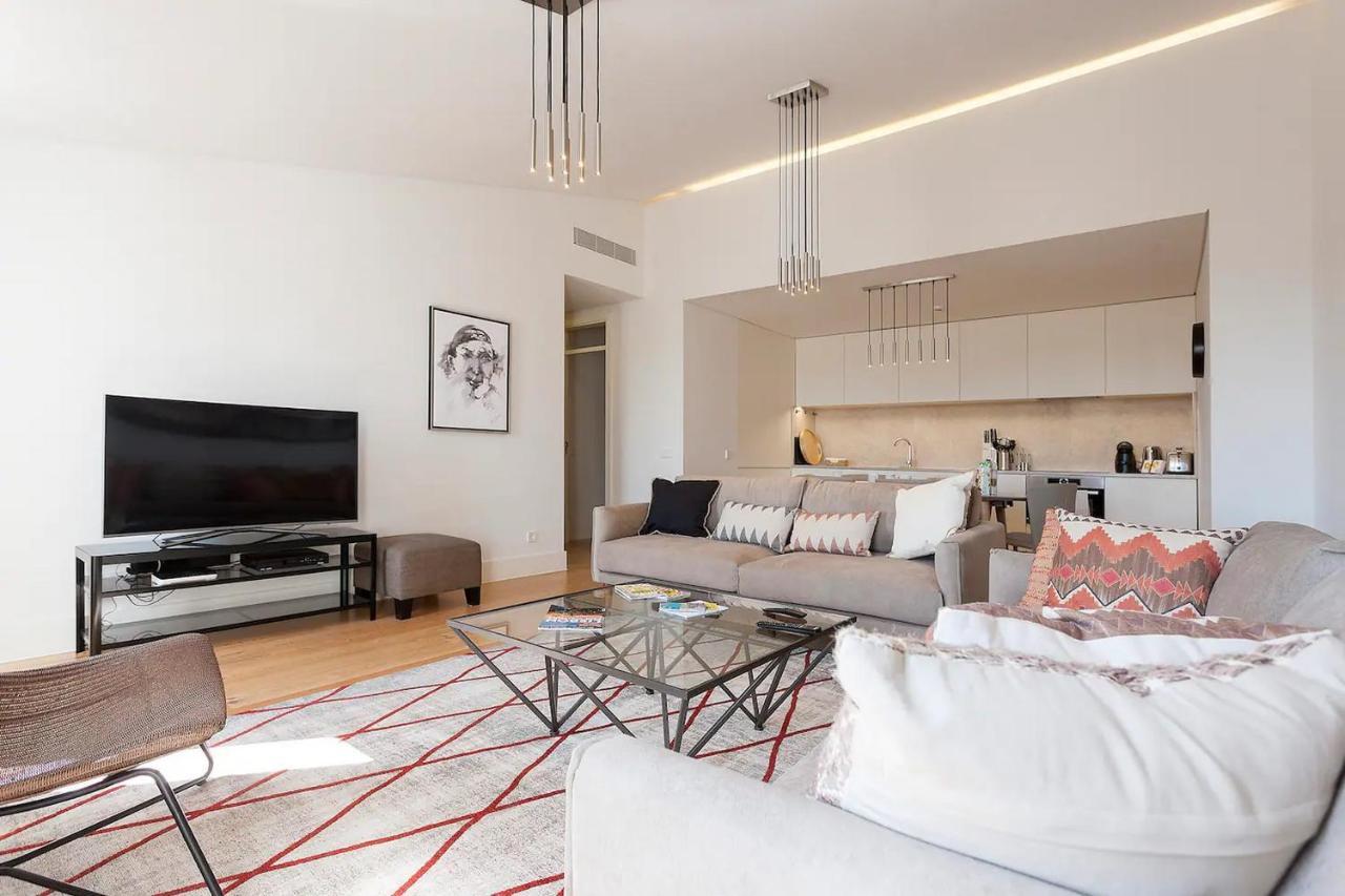 Flh Mouraria Art Apartment With Pool Lisbona Esterno foto