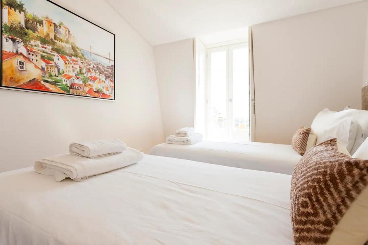 Flh Mouraria Art Apartment With Pool Lisbona Esterno foto