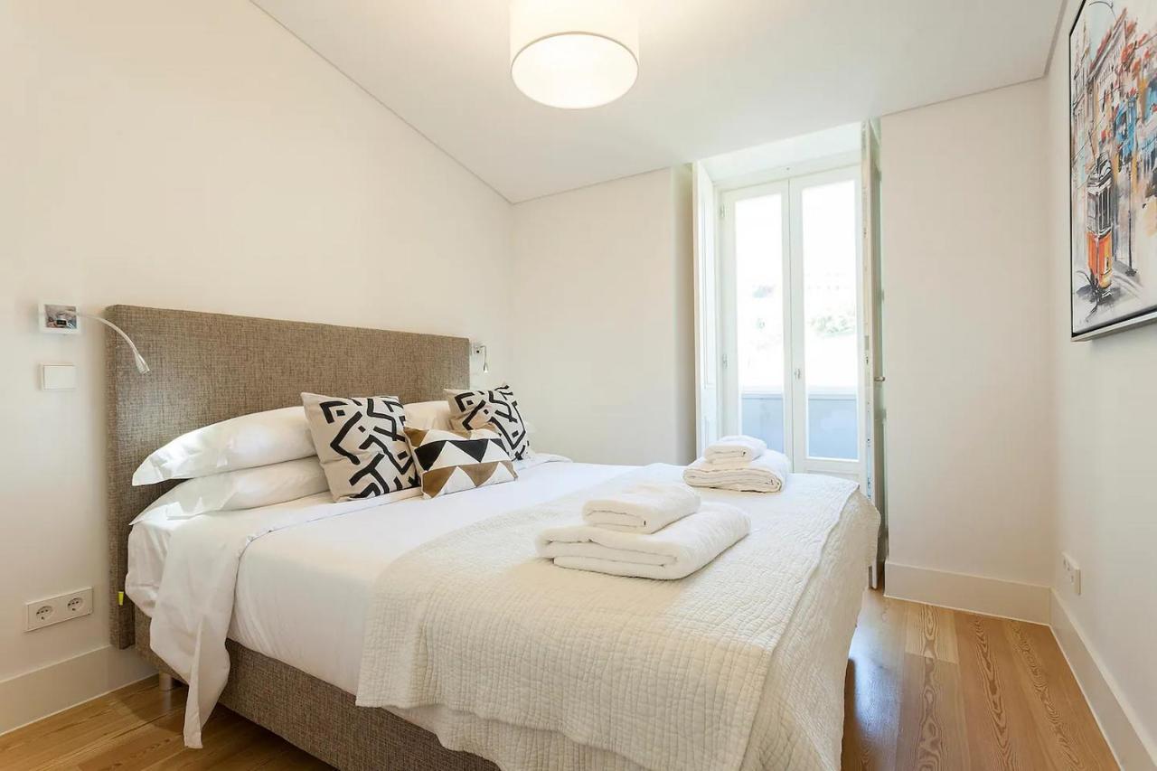 Flh Mouraria Art Apartment With Pool Lisbona Esterno foto