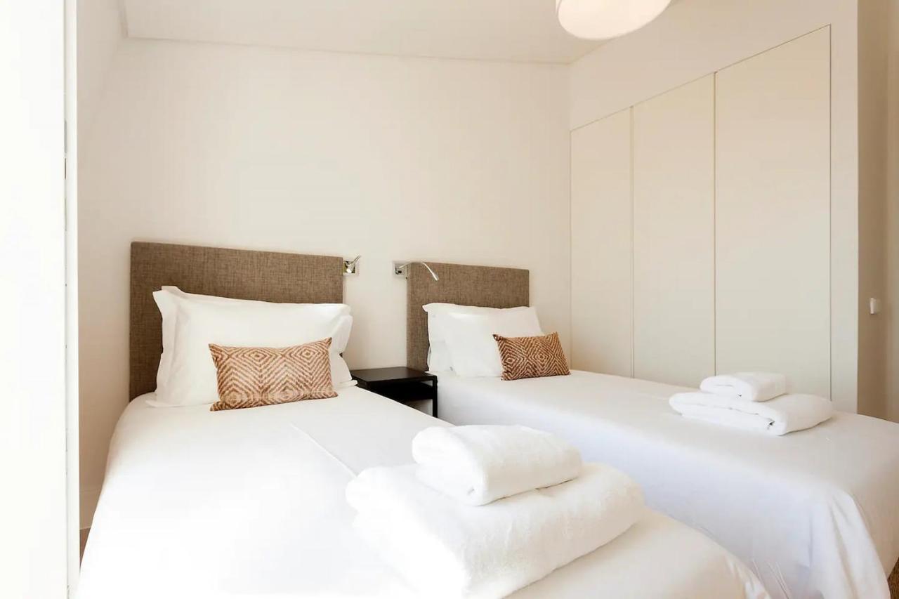 Flh Mouraria Art Apartment With Pool Lisbona Esterno foto